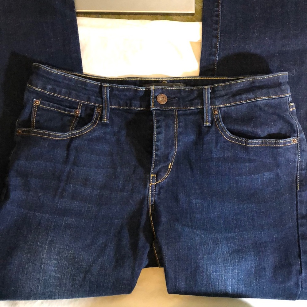 Levi’s Demi Curve Jeans
